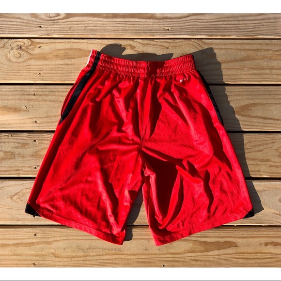 Nike DRI-FIT Shorts - Picture 2 of 5